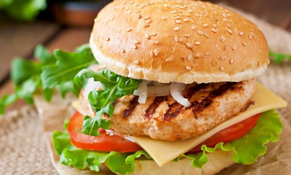 Classic chicken burger